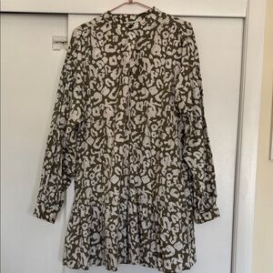 Elizabeth and James Dress